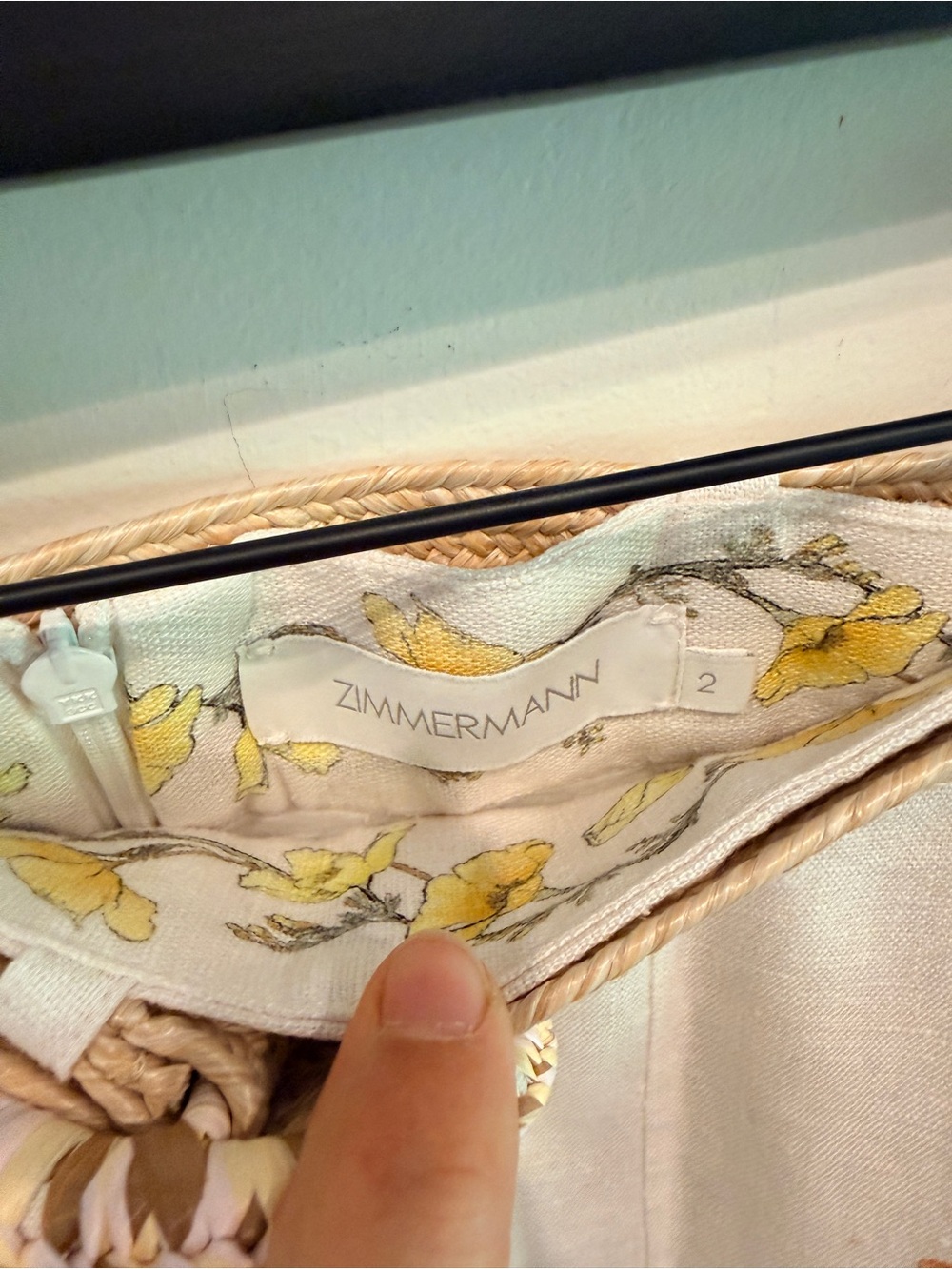 Zimmermann Linen Shorts, Size 2 - Picture 7 of 9